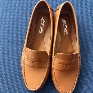 Eastland Women's Tan Leather Loafers